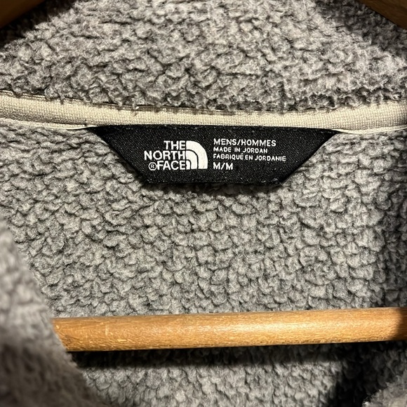 North Face Men's 1/4 Zip Pullover Size Medium - Picture 5 of 7